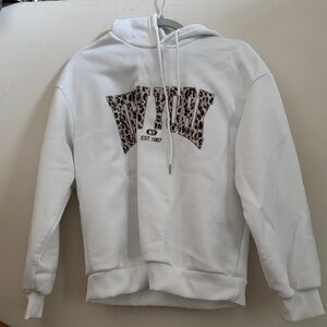 White Hoodie with Leopard Print New York Design